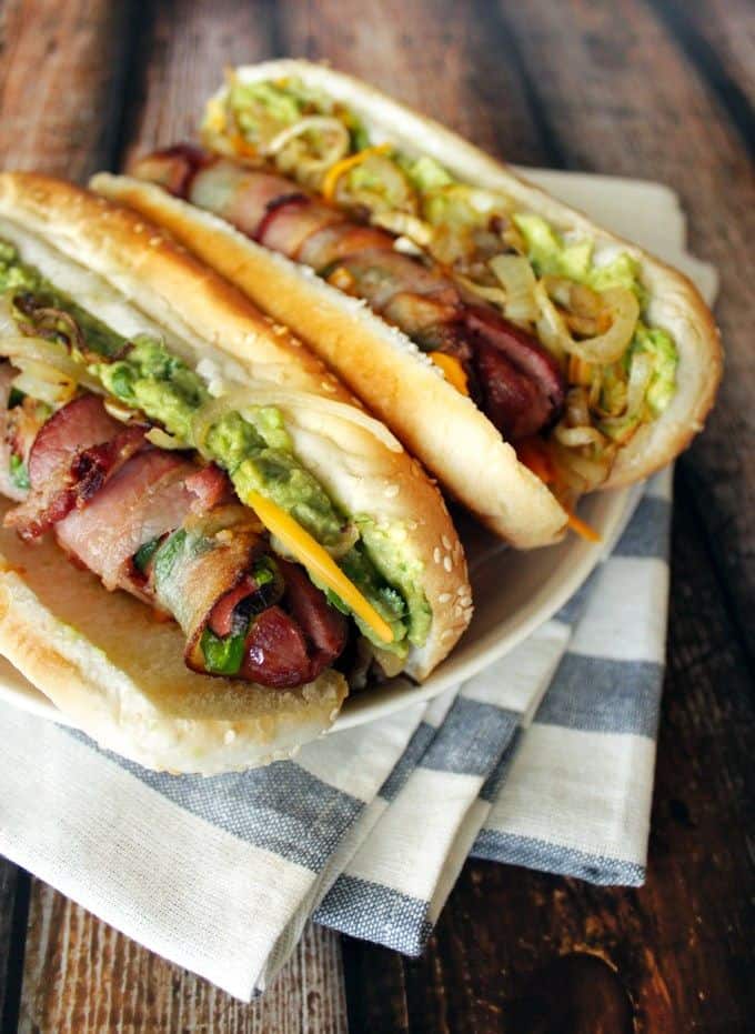 bacon-wrapped-jalepeno dogs